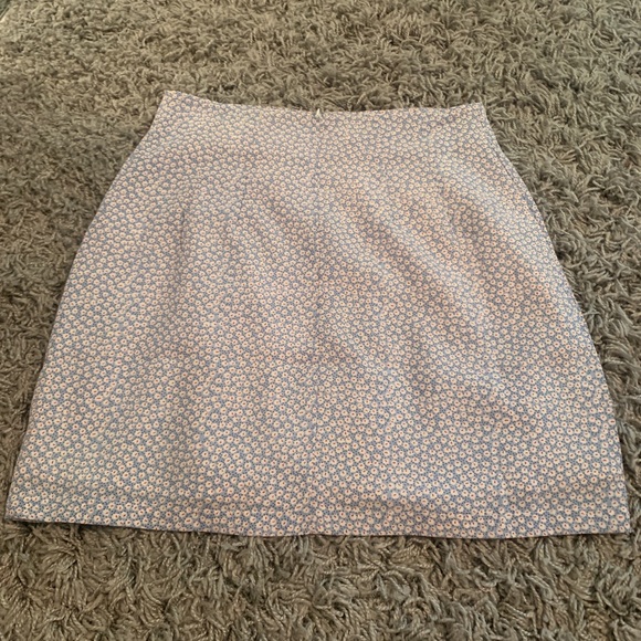 Princess Polly floral skirt - Picture 2 of 2